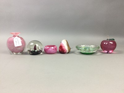 Lot 289 - A COLLECTION OF COLOURED GLASS VASES AND PAPERWEIGHTS