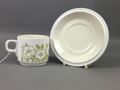 Lot 233 - A HORNSEA 'FLEUR' PATTERN PART TEA SERVICE