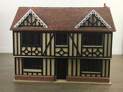 Lot 411 - A MODERN DOLL HOUSE WITH ACCESSORIES