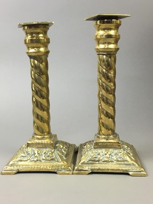 Lot 379 - A LOT OF 19TH CENTURY AND LATER BRASSWARE