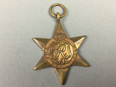 Lot 550 - A 1939-45 STAR AND AN ITALY STAR