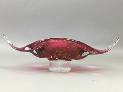 Lot 621 - A LOT OF ART GLASS