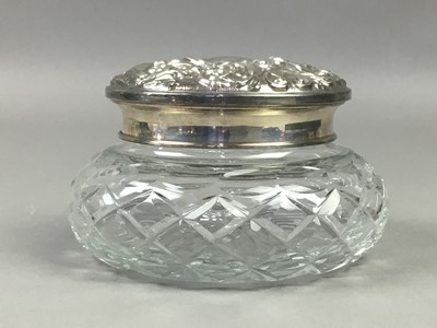 Lot 634 - THREE SILVER TOPPED SCENT BOTTES/VANITY JARS AND FURTHER SILVER