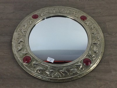 Lot 642 - A CIRCULAR WALL MIRROR OF ARTS & CRAFTS DESIGN