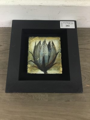 Lot 202 - FLOWER, A MIXED MEDIA BY PETER WHITE