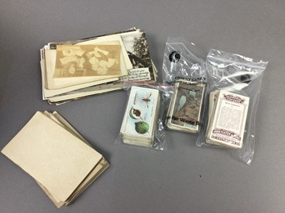 Lot 27 - A COLLECTION OF CIGARETTE CARDS AND POSTCARDS