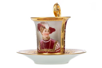 Lot 749 - A CONTINENTAL CABINET COFFEE CUP AND SAUCER IN THE MANNER OF ROYAL VIENNA