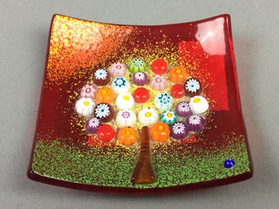 Lot 96 - AN ITALIAN GLASS MOSAIC DECORATED DISH AND OTHER ART GLASS
