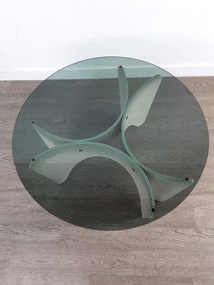 Lot 422 - A MID-CENTURY 'ATOMIC' COFFEE TABLE