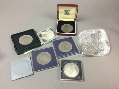 Lot 74 - A LOT OF BRITISH AND INTERNATIONAL COINAGE