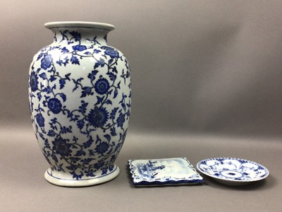 Lot 94 - A COLLECTION OF BLUE AND WHITE CERAMICS