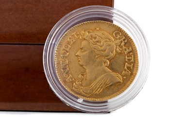 Lot 21 - A QUEEN ANNE GOLD GUINEA DATED 1713