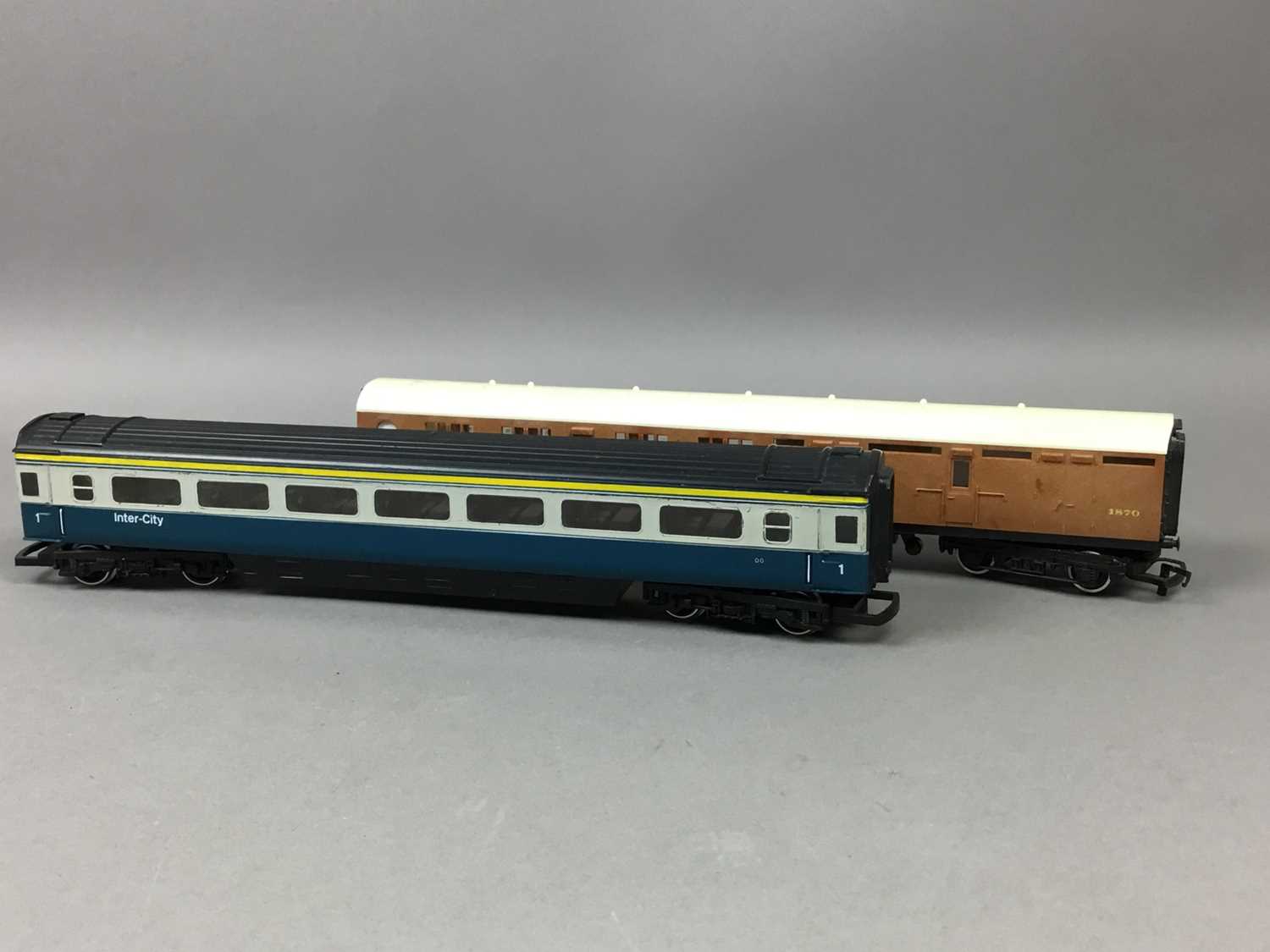 Lot 224 - A HORNBY MODEL RAILWAY