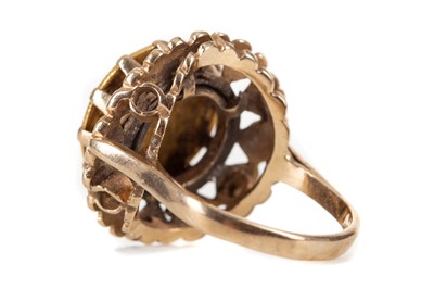 Lot 27 - A VENEZUELA INDIAN CHIEF URIMARE GOLD COIN RING