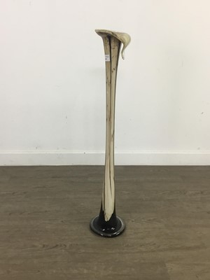 Lot 425 - A TALL JACK IN THE PULPIT ART GLASS VASE