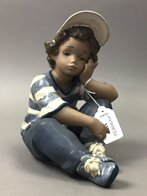 Lot 339 - A LLADRO FIGURE OF LONG DAY