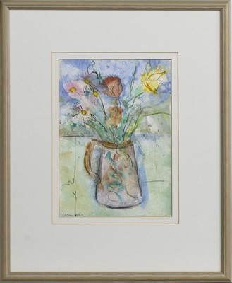 Lot 132 - SUMMER FLOWERS, A WATERCOLOUR BY IRENE LESLEY MAIN