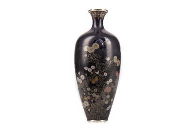 Lot 1225 - A FINE JAPANESE CLOISONNE ENAMEL VASE BY HAYASHI KODENJI (1831-1915)