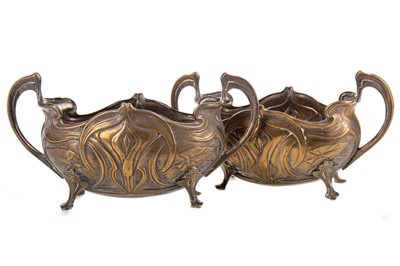 Lot 270 - A PAIR OF ART NOUVEAU SILVER PLATED SWEETMEAT BOWLS