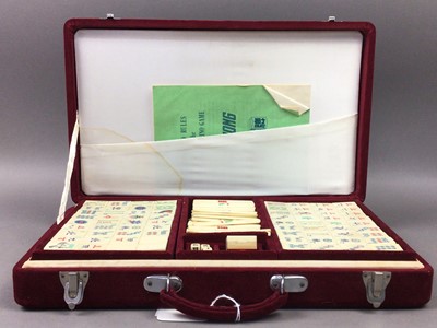 Lot 5 - A MAHJONG SET AND SET OF FOUR TILE RACKS