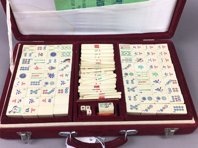 Lot 5 - A MAHJONG SET AND SET OF FOUR TILE RACKS