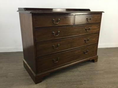 Lot 113 - A MAHOGANY REPRODUCTION OBLONG CHEST OF DRAWERS