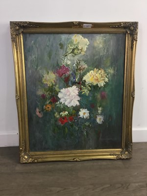 Lot 170 - MIXED FLOWERS, AN OIL BY MARION COOK