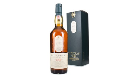 Lot 170 - LAGAVULIN 16 YEAR OLD WHITE HORSE