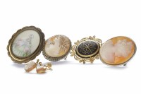 Lot 113 - GROUP OF BROOCHES including two cameo brooches;...
