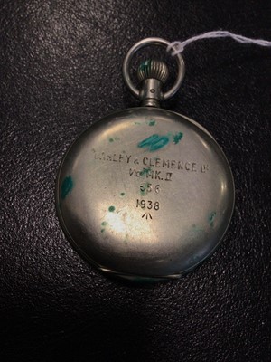 Lot 869 - A MILITARY ISSUE STAINLESS STEEL STOPWATCH