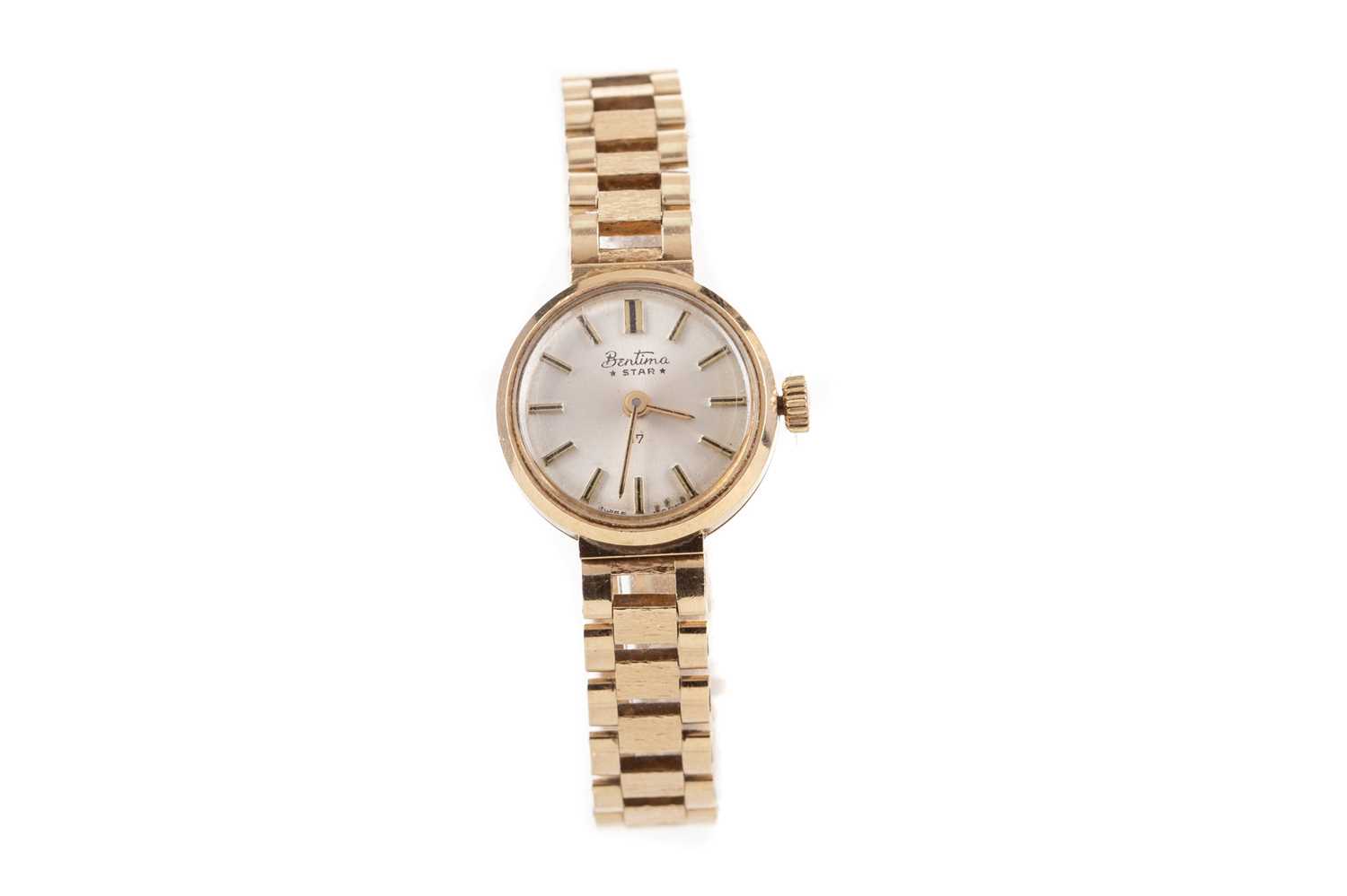 Lot 870 - A LADY'S BENTIMA STAR NINE CARAT GOLD MANUAL WIND WRIST WATCH