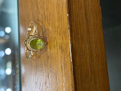 Lot 469 - A COLLECTION OF PERIDOT AND OTHER JEWELLERY