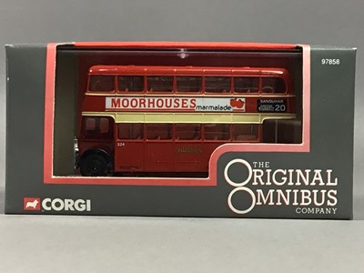 Lot 1028 - A COLLECTION OF MODEL BUSSES