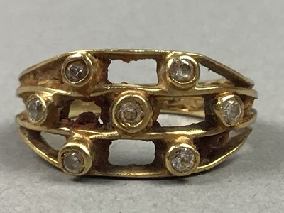 Lot 295 - A NINE CARAT GOLD STONE SET DRESS RING, A GOLD WEDDING RING AND A LADY'S WRIST WATCH