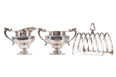 Lot 56 - AN AMERICAN SILVER CREAM JUG AND SUGAR BOWL WITH A TOAST RACK