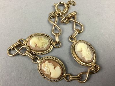 Lot 496 - A GOLD PLATE CAMEO BRACELET AND BEADS