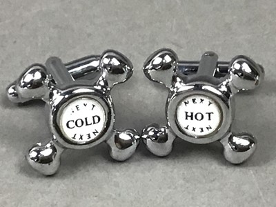 Lot 497 - A COLLECTION OF CUFFLINKS