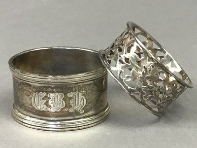 Lot 506 - A LOT OF SILVER AND A PLATED TRAY