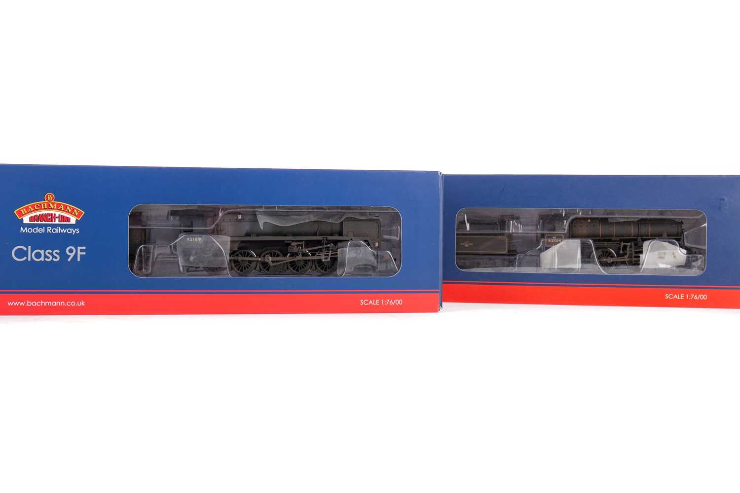 Lot 1025 - BACHMANN BRANCH-LINE MODEL RAILWAY