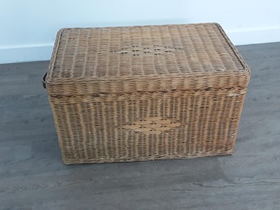 Lot 545 - A WICKER PICNIC BASKET