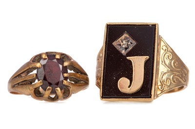 Lot 1136 - A GENTLEMAN'S SIGNET RING AND ONE OTHER