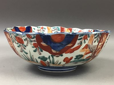 Lot 113 - A COLLECTION OF CHINESE AND JAPANESE CERAMICS