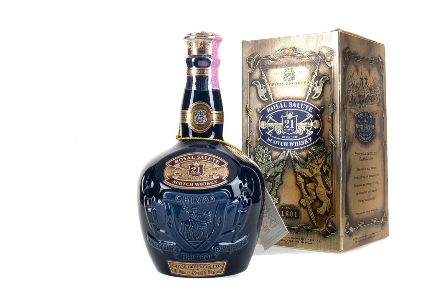 Lot 43 - CHIVAS ROYAL SALUTE 21 YEAR OLD SAPPHIRE DECANTER