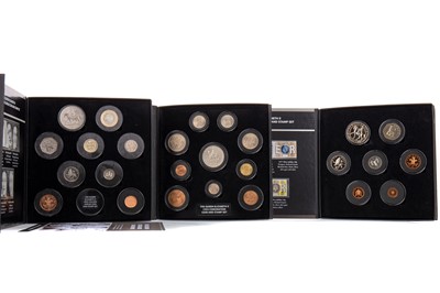 Lot 20 - THE QUEEN ELIZABETH II 1953 CORONATION AND 1977 / 2002 GOLDEN JUBILEE COIN AND STAMP SETS