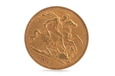 Lot 44 - AN EDWARD VII GOLD HALF SOVEREIGN DATED 1902