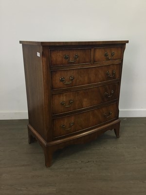 Lot 151 - A REPRODUCTION MAHOGANY BOW FRONT CHEST OF DRAWERS