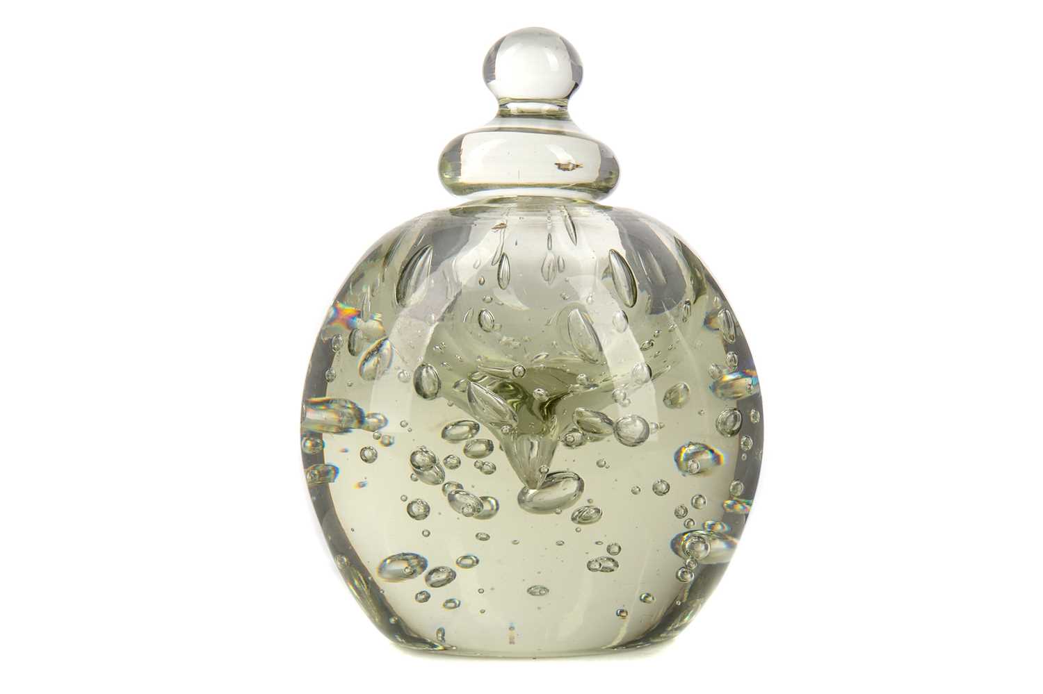 Lot 814 - A GLASS DUMP SCENT BOTTLE
