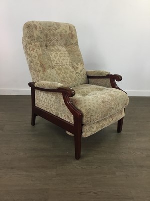 Lot 197 - A PAIR OF CINTIQUE UPHOLSTERED RECLINING ARMCHAIRS