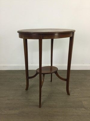 Lot 310 - AN INLAID MAHOGANY OVAL OCCASIONAL TABLE AND A MIRROR