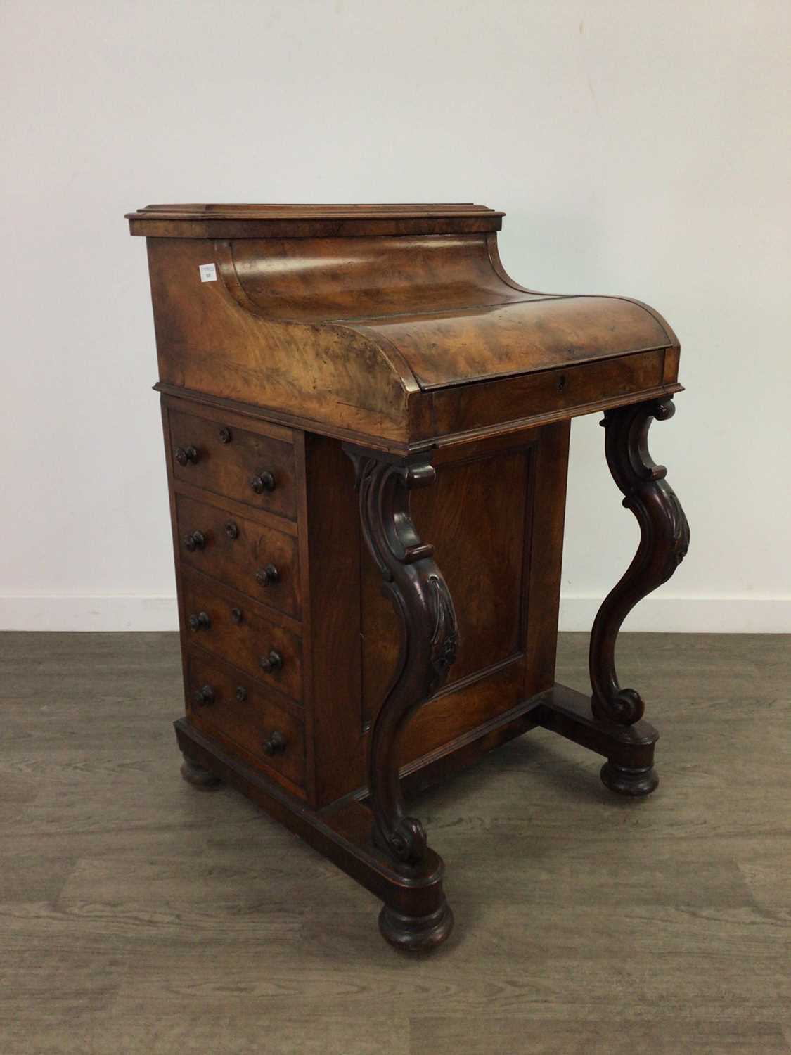 Lot 845 - A VICTORIAN FIGURED WALNUT DAVENPORT DESK